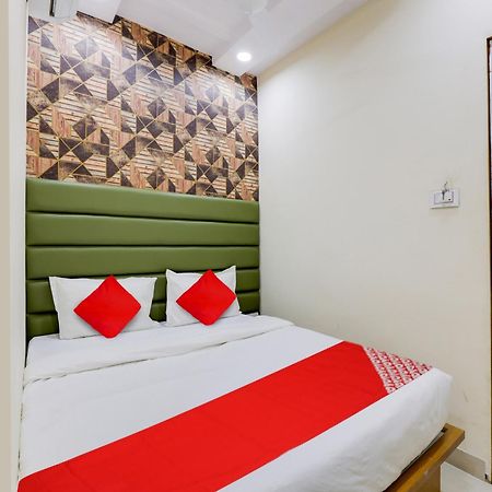 Hotel O Kb Villa Ахмедабад Екстериор снимка