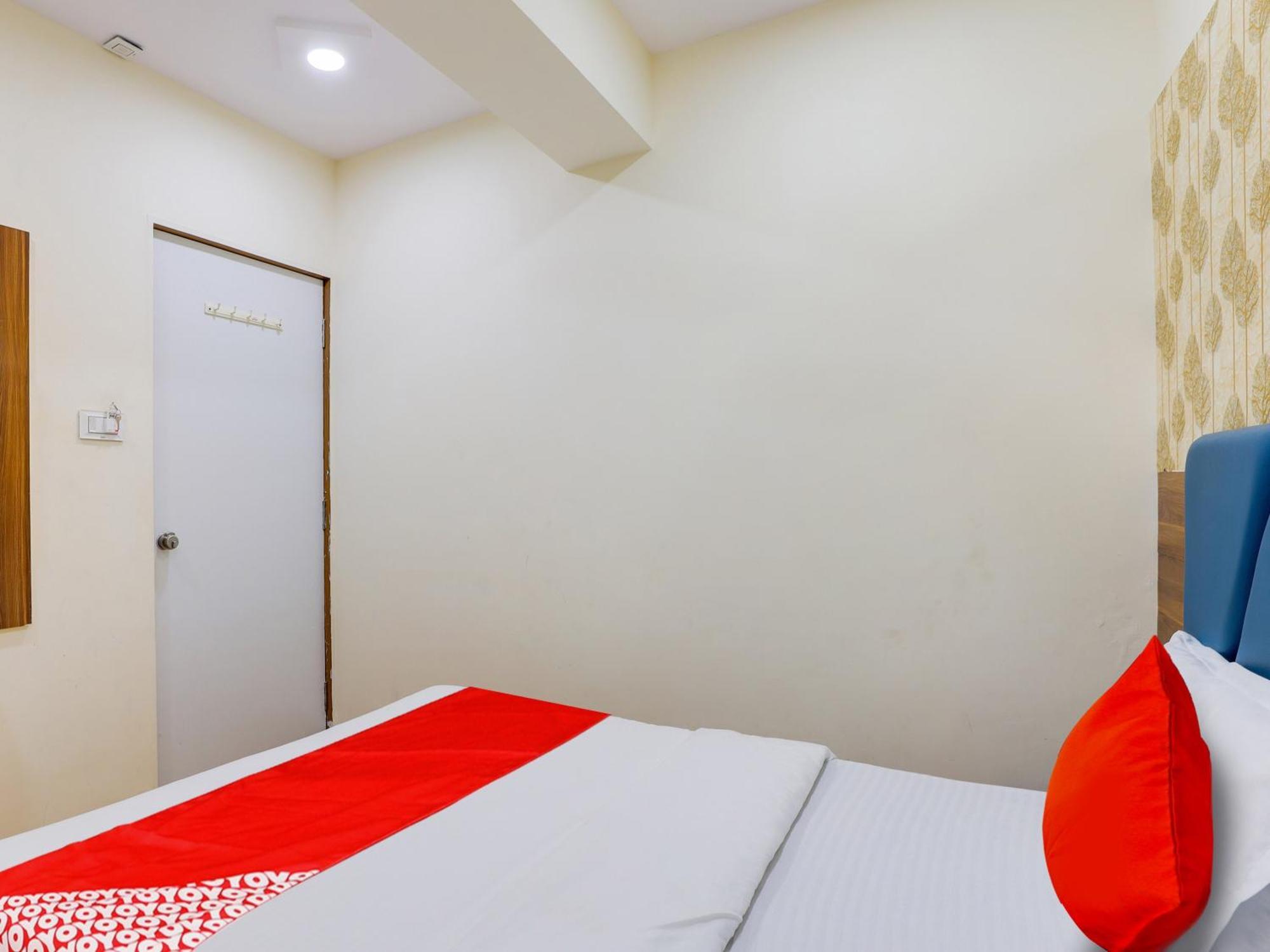 Hotel O Kb Villa Ахмедабад Екстериор снимка