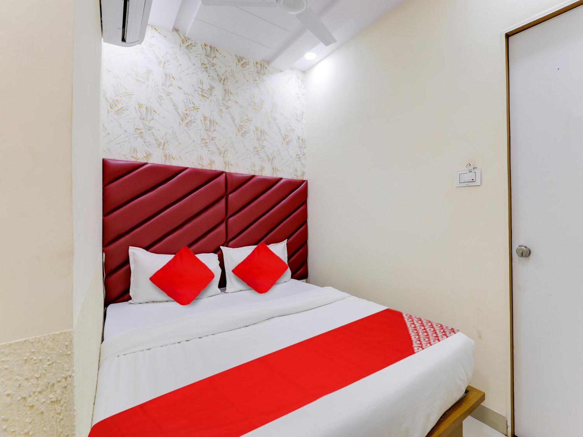 Hotel O Kb Villa Ахмедабад Екстериор снимка
